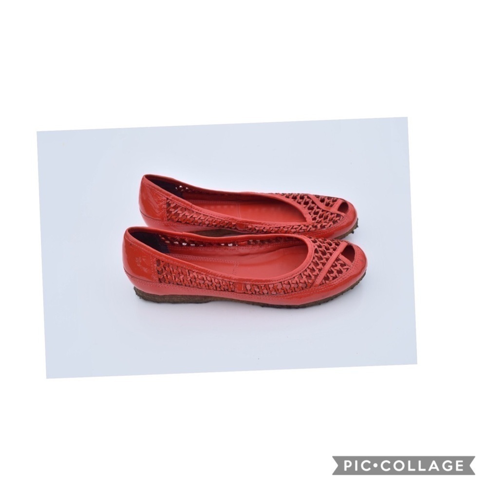 Frye cutout flats